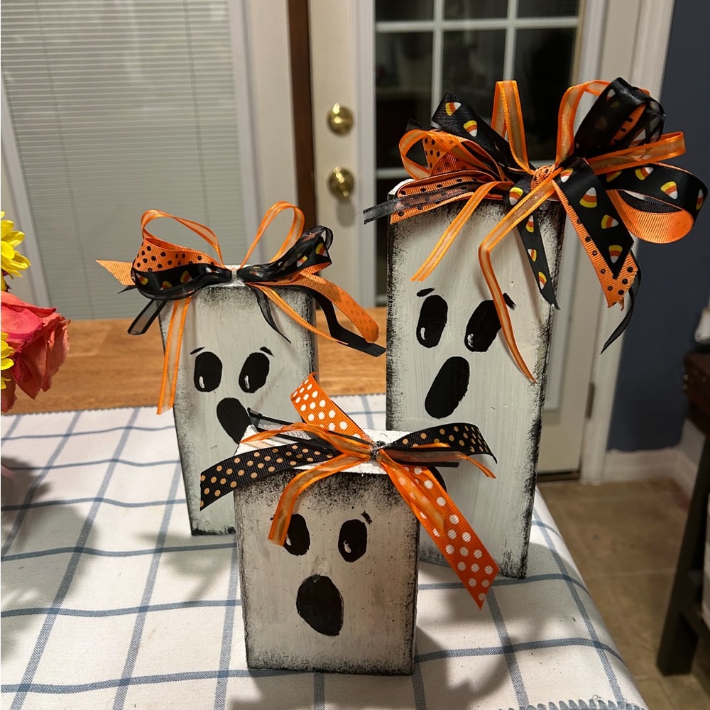 Handmade Halloween Ghost Decor